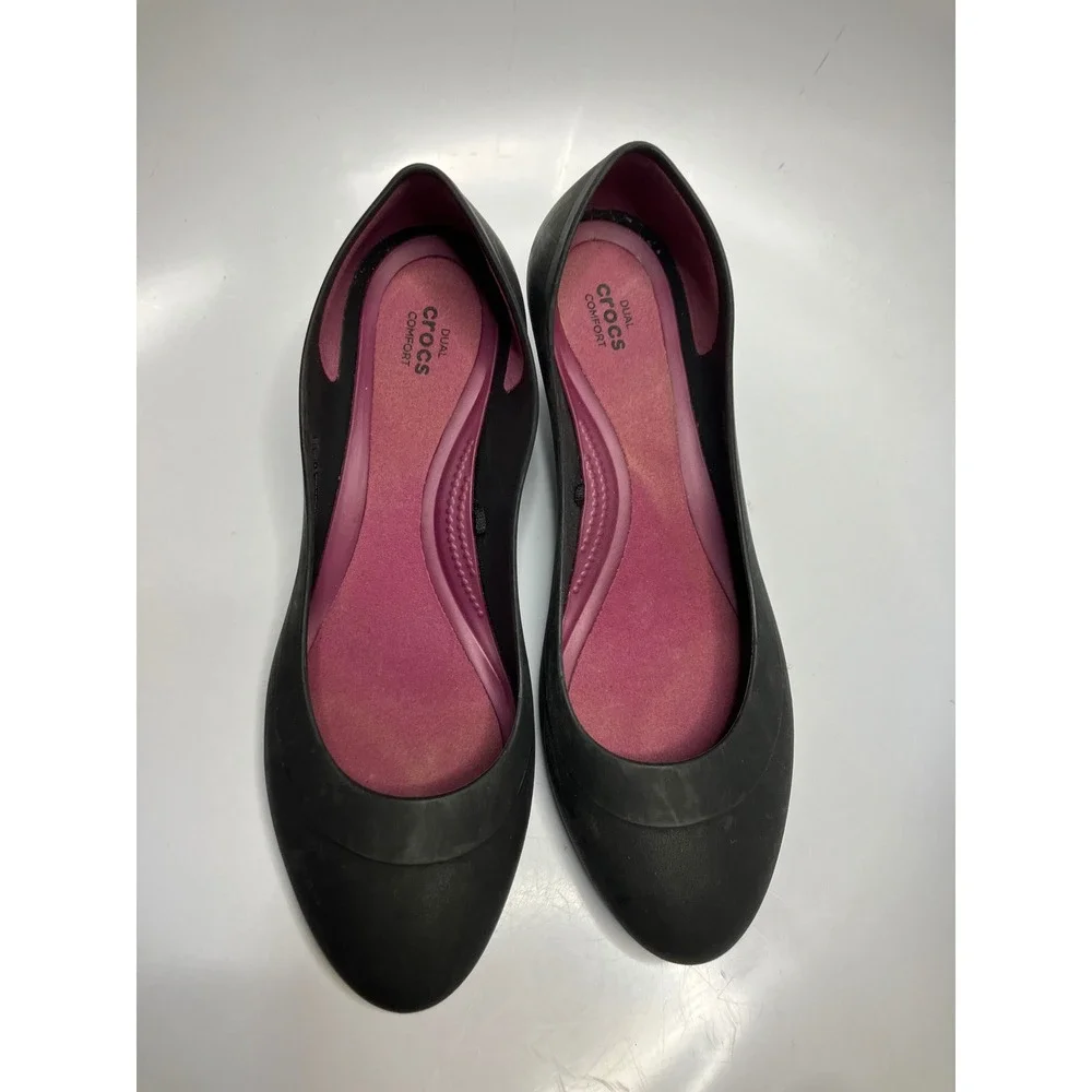 Crocs matte black Lina wedge pumps women's size‎ 9 business casual basics Eva